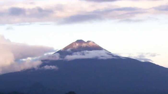 En el próximo feriado de mayo puedes visitar al volcán Sumaco. Foto: Cortesía Ministerio de Turismo