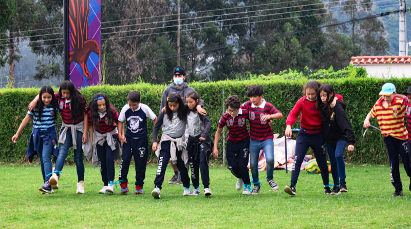 En el EMDI School de Quito, este miércoles 1 de junio del 2022 se realizó una feria de juegos al aire libre por el Día del Niño. Foto: Cortesía EMDI School.