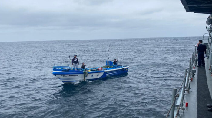Tres pescadores fueron reportados como desaparecidos el jueves 16 de junio. Unidades de la Armada intensifican la búsqueda. Foto: Armada del Ecuador