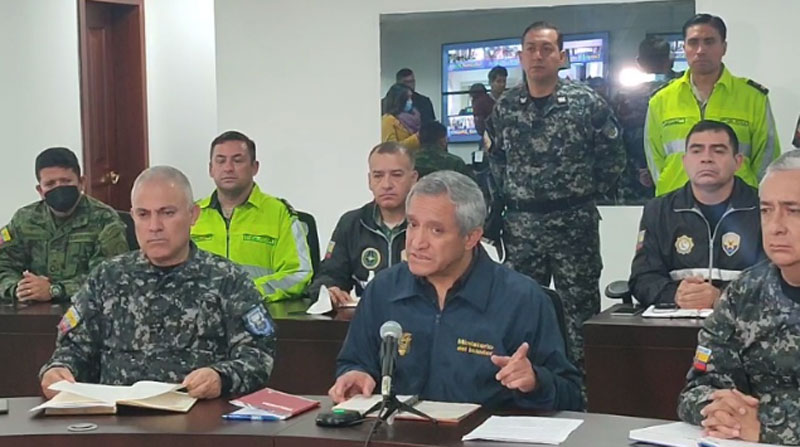 El Ministro del Interior dijo que denunciará al presidente de la Confeniae por presunta responsabilidad en hechos violentos en Puyo, Amazonía del Ecuador. Foto: Captura