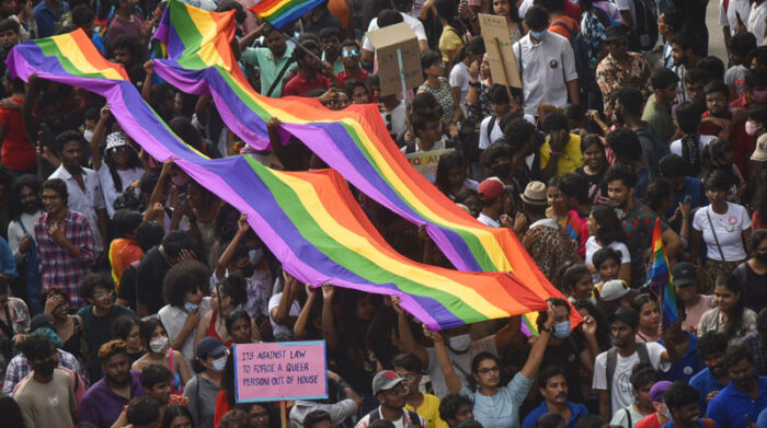 En otros países del mundo, como India, se realizó la marcha por el orgullo Lgbtiq. En Ecuador, el evento se suspendió por las protestas de este 2022. Foto: EFE