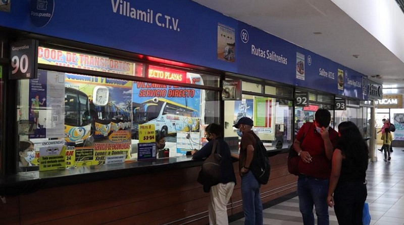 Boleterías de 25 cooperativas cerraron en el Terminal Terrestre de Guayaquil