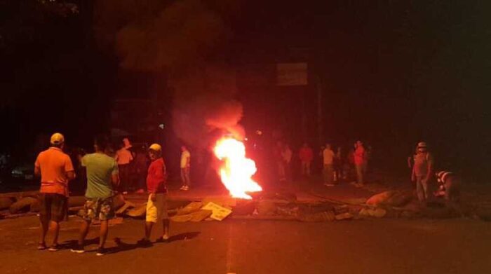 En la provincia de Morona Santiago se mantienen las protestas desde la noche del viernes 15 de junio de 2022. Foto: Twitter Conaie