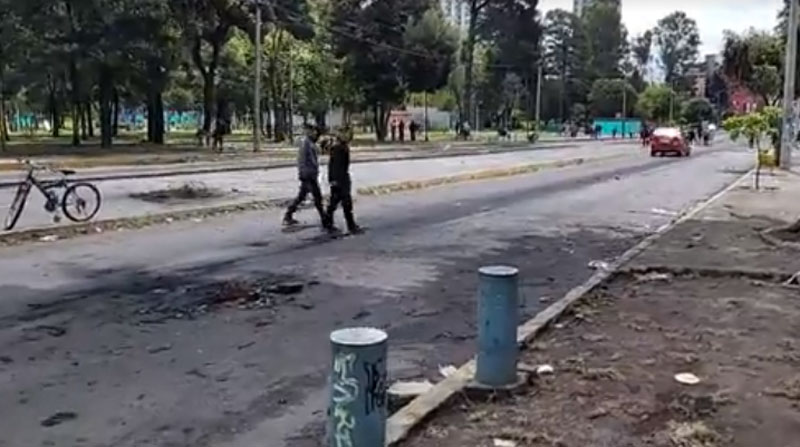 Las avenidas aledañas al parque El Arbolito fueron zona de enfrentamiento entre manifestantes y fuerza pública, en las jornadas de protestas en Quito. Foto: EL COMERCIO
