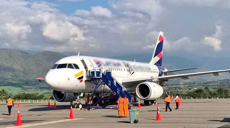 Los 22 aeropuertos del país laboran con normalidad este viernes 17 de junio de 2022. Foto: Facebook DGAC