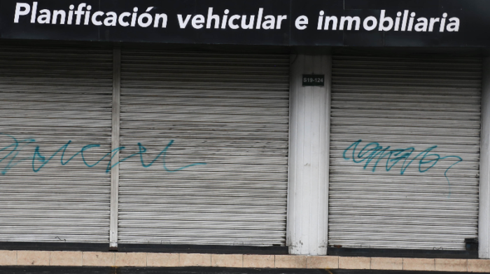 Los negocios han tenido que cerrar por el paro. Esto genera pérdidas y pone en riesgo el empleo. Foto: Julio Estrella / EL COMERCIO
