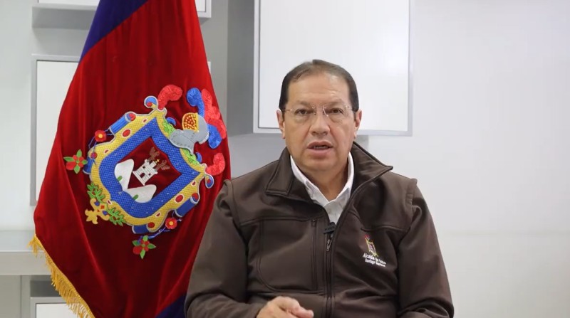 Santiago Guarderas, alcalde de Quito, durante un mensaje a la ciudadanía. Foto: Captura