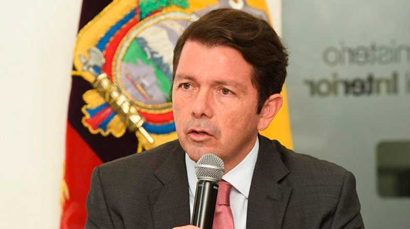 El ministro Jiménez pide a la Conaie que finalice con su paro nacional. Foto: Gobierno