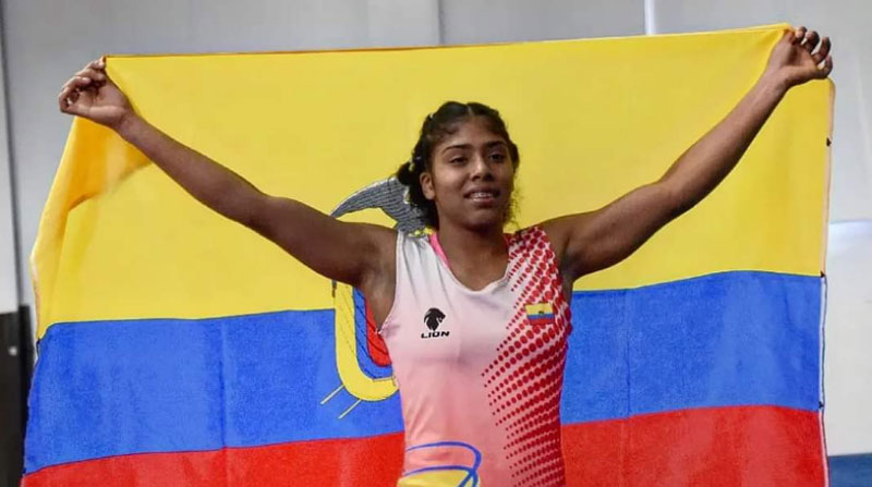 Leonela Gruezo ganó el oro en el Campeonato Panamericano de lucha Sub 17 en Argentina. Foto: Instagram uwwamericas