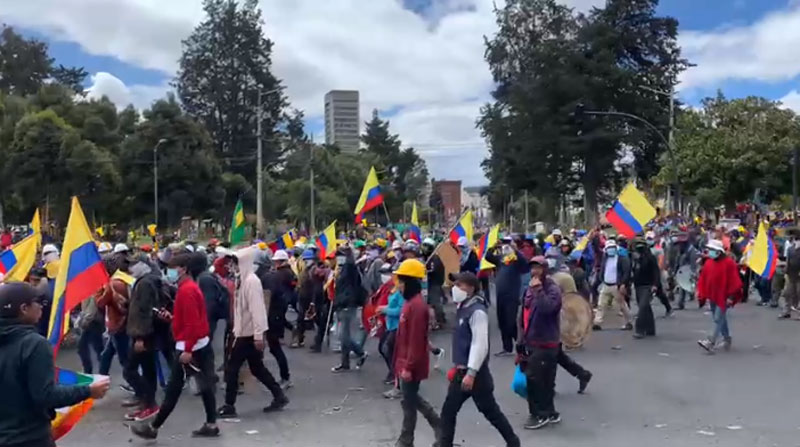Los ciudadanos movilizados por la Conaie se trasladaron desde el parque El Arbolito hacia el Centro Histórico de Quito. Foto: EL COMERCIO