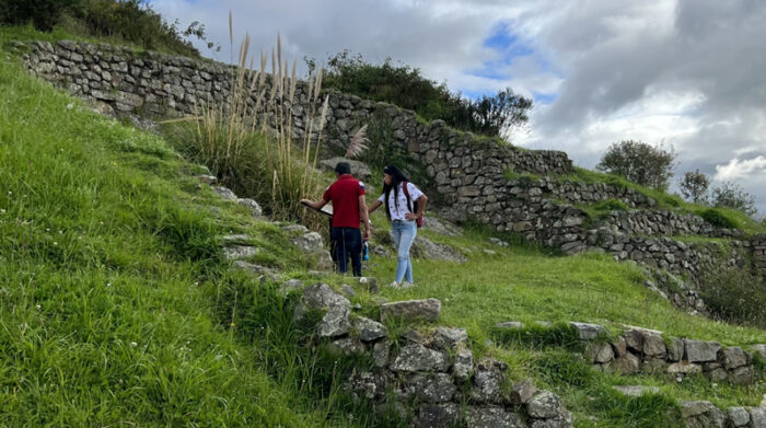 En las ruinas de Cojitambo se encuentran paredes levantadas con bloques de piedra, que forman hileras naturales Foto: Lineida Castillo / EL COMERCIO