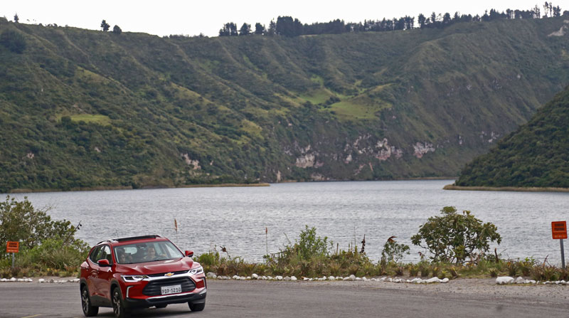 Los tesoros turísticos del Ecuador se recorren en el nuevo vehículo de Chevrolet. Foto: EL COMERCIO
