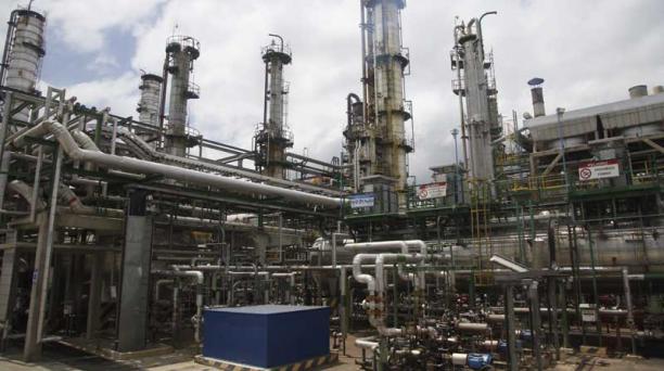 Petroecuador señaló que espera concretar en tres meses la licitación para la modernización de la refinería de Esmeraldas. Foto: Patricio Terán / EL COMERCIO