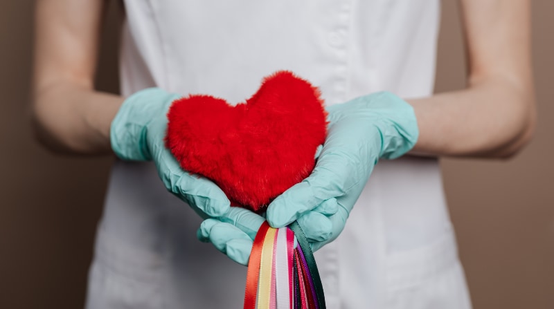 Las enfermedades cardiovasculares pueden ocasionar problemas más serios como un ataque al corazón, la embolia cerebral o el deterioro de la función de los riñones. Foto: Pexels