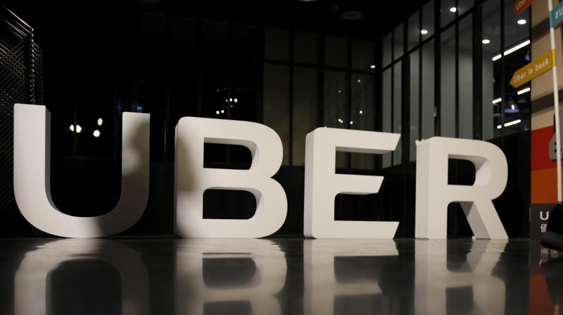 La empresa de transporte compartido Uber lleva años teniendo que dar la cara en juzgados por los comportamientos ilícitos de sus conductores. Foto: EFE