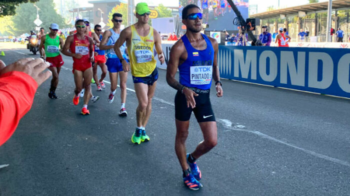 Daniel Pintado en los 35 km marcha del Mundial de Atletismo el 24 de julio del 2022. Foto: Twitter @UNSIONTV
