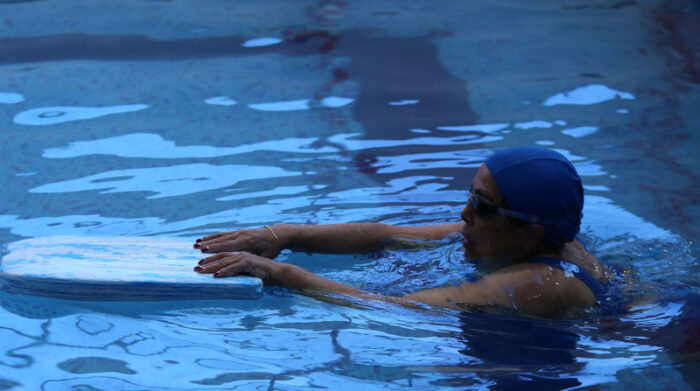 Las terapias en Aqua Rehabilitate duran una hora e incluyen un programa de ejercicios para mejorar el movimiento, la flexibilidad, la fuerza y la coordinación. Foto: Julio Estrella y Diego Pallero / EL COMERCIO