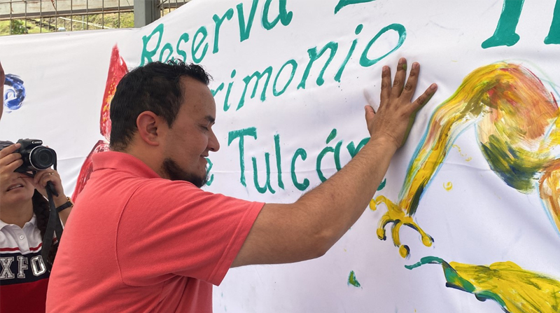 El alcalde de Tulcán, Cristian Benavides, presidió la ceremonia en la que se designó el área protegida. Foto: Alcaldía de Tulcán
