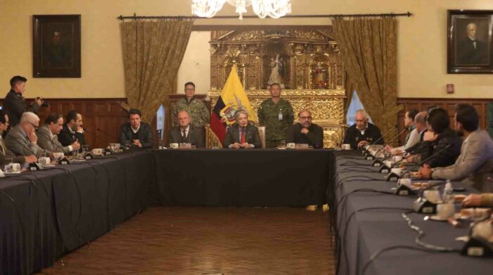 Imagen referencial. El presidente Guillermo Lasso en una reunión con su Gabinete Ampliado. Foto: Presidencia de Ecuador.