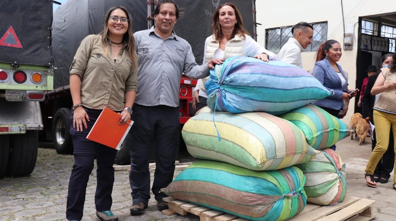 46 toneladas de vaina seca de guarango hacia Perú. Foto: Ministerio del Ambiente