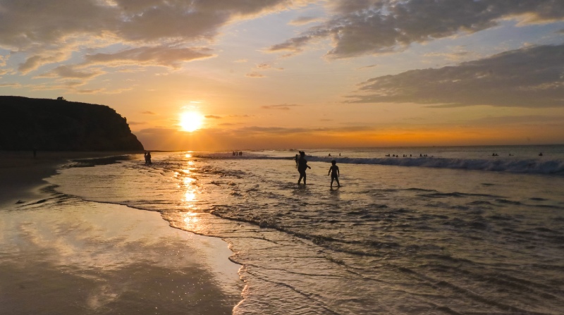 Las playas de Manta son uno de los atractivos de este cantón manabita. Foto: Municipio de Manta