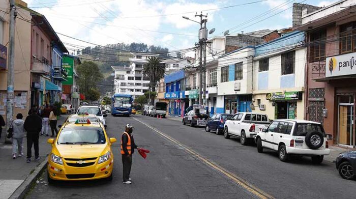 Los asaltos a locales comerciales es constante en La Floresta. Foto: Diego Pallero / EL COMERCIO.