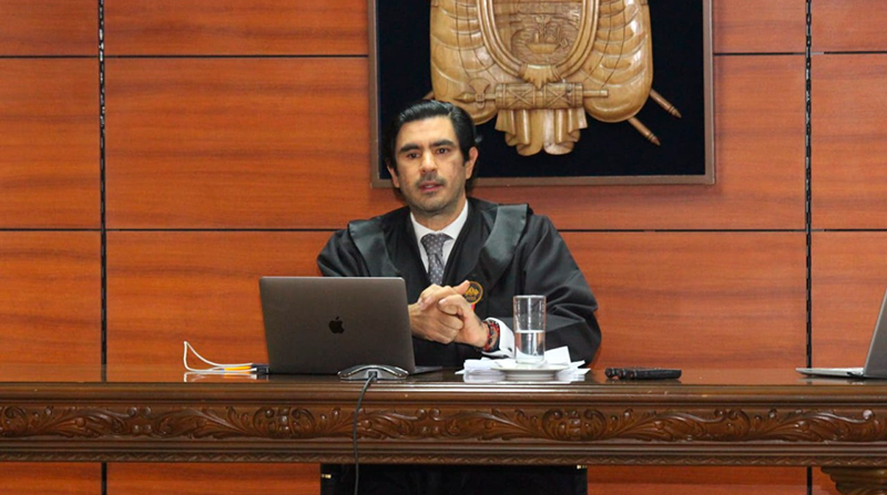 El juez Luis Rivera analiza si llamar o no a juicio a 18 procesados en el caso helicópteros Dhruv. Foto: Cortesía/Fiscalía