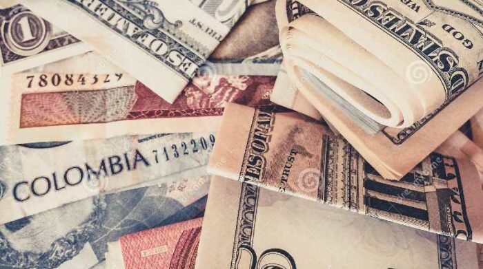 El presidente electo Gustavo Petro no recomienda comprar la divisa estadounidense. Foto: Internet
