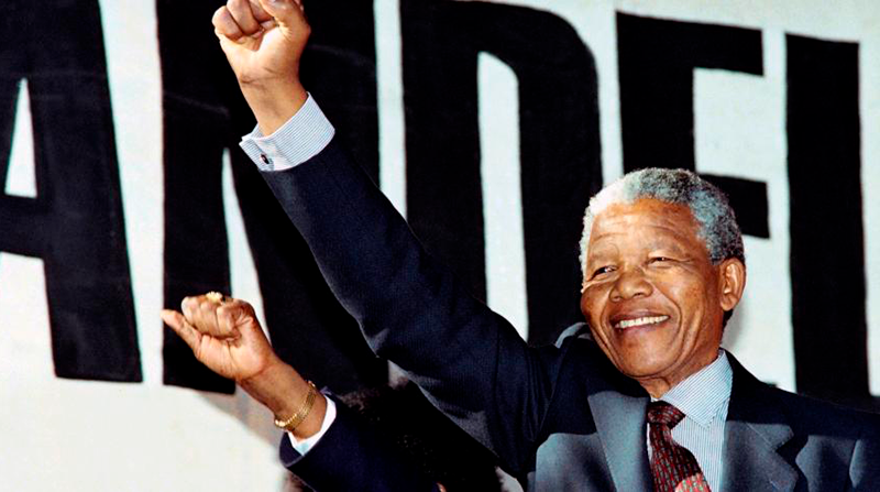 Nelson Mandela, líder sudafricano que estaba en contra de la segregación racial. Foto: Walter Dhladhla