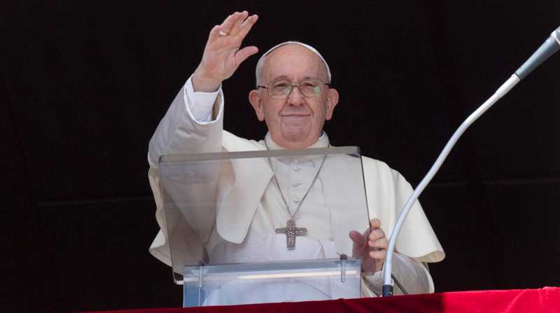 El papa Francisco nuevamente pidió este domingo por el cese de guerra en Ucrania. Foto: EFE
