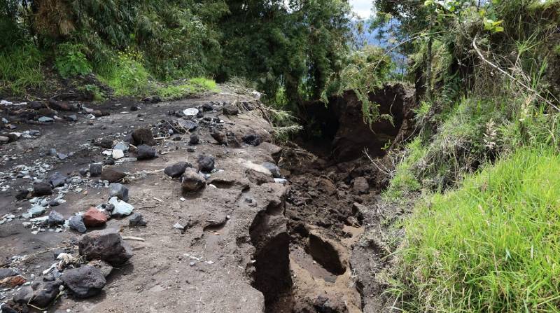 Varias vías de cinco de los nueve cantones de Tungurahua están afectadas por las lluvias. Foto: Cortesía Prefectura de Tungurahua