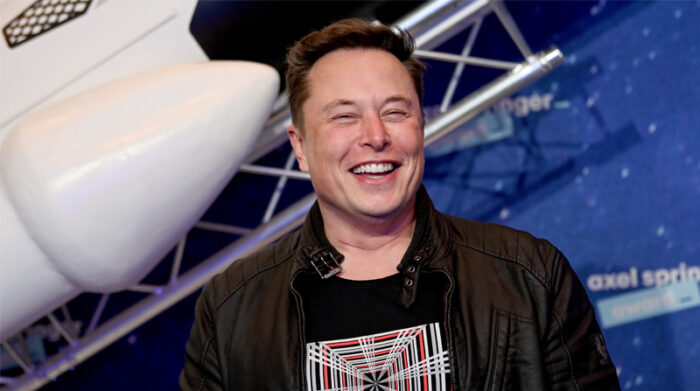 Musk es el hombre más rico del mundo según Forbes. Foto: EFE