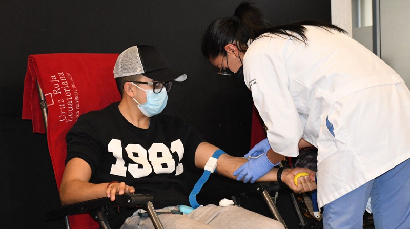 Cruz Roja Ecuatoriana realizará homenaje de reconocimiento a personas que donan sangre de forma constante. Foto: Cortesía