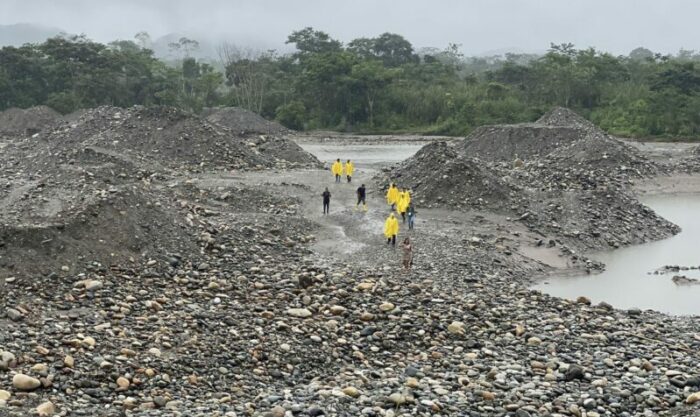 La deforestación y contaminación de suelos y afluentes son efectos de la minería que se ejecuta sin controles. Foto: Cortesía Fundación Hivos América Latina.