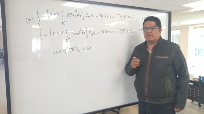Juan Mayorga considera que para estudiar ciencias, en especial matemática, hay que tener talento natural. Foto: Cortesía.