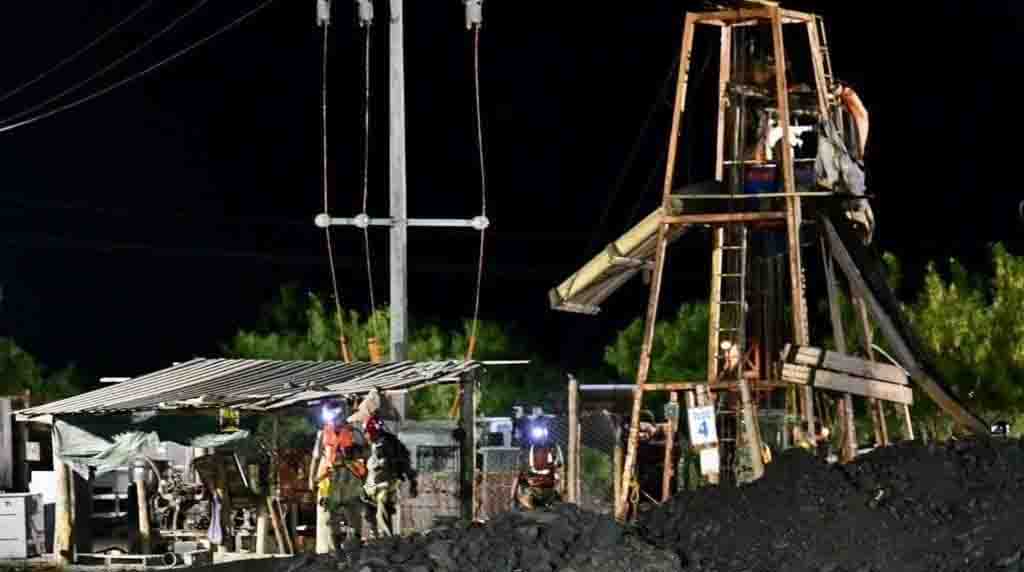 Labores de rescate de mineros atrapados en una mina de carbón de Sabinas, Coahuila, México. Foto: Europa Press