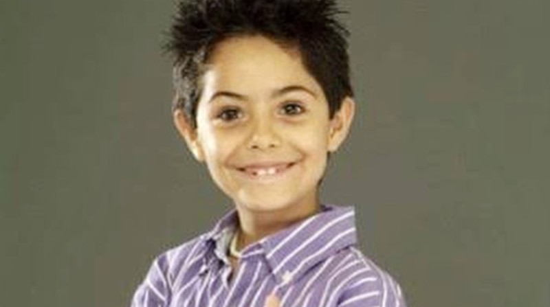 Poco se ha sabido del actor, quien interpretó al célebre pequeño hace más de una década. Foto: Instagram @alexfloresoficial1