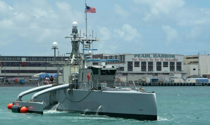 La Armada estadounidense mantiene a dos embarcaciones cerca de las costas de la isla de Taiwán, como proteccion a la presidenta de la Cámara Baja estadounidense, Nancy Pelosi. Foto: Twitter @USNINews