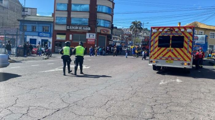 Un siniestro de tránsito en el sector de Chimbacalle se registró en Quito este miércoles 10 de agosto. Foto: AMT
