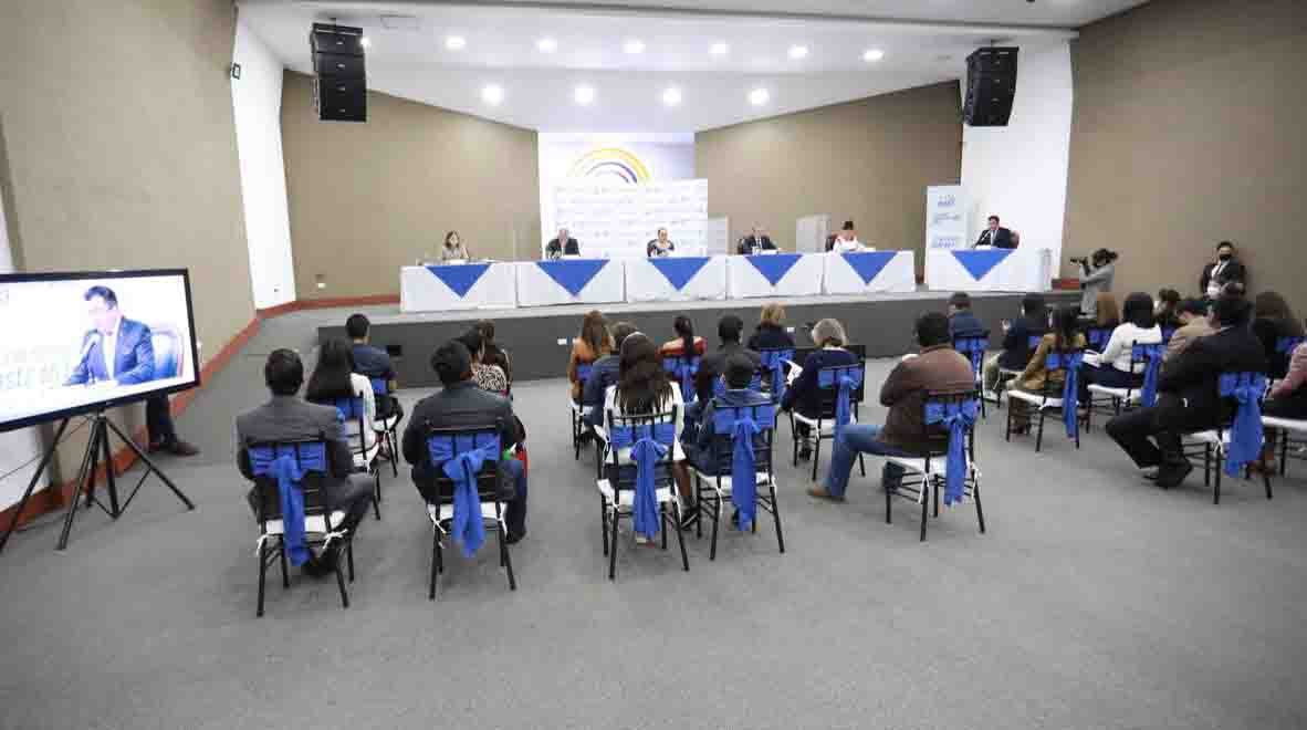 El Pleno del CNE aprobó la convocatoria para las elecciones seccionales de 2023 en Ecuador. Foto: Cortesía CNE.