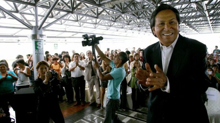 El expresidente de Perú, Alejandro Toledo, durante una campaña electoral en 2011. Foto: Archivo / AFP.