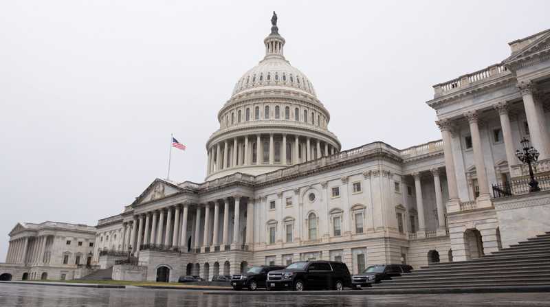 Vista exterior del Capitolio de EE.UU., sede del Congreso estadounidense. Foto: EFE/Michael Reynolds