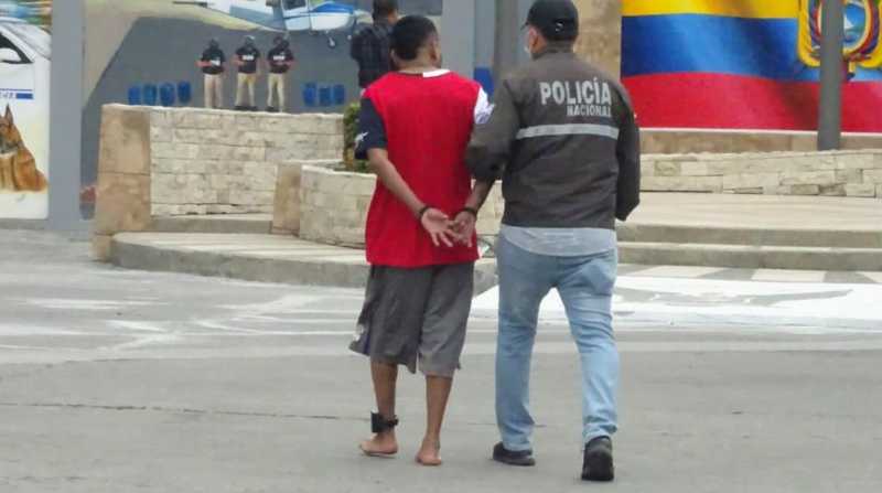El detenido y presunto involucrado en la explosión al sur de Guayaquil tenía libertad condicional. Foto: Cortesía Policía Nacional