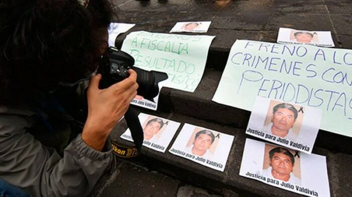 Activistas reclaman por los asesinatos de periodistas en México. Foto: Internet