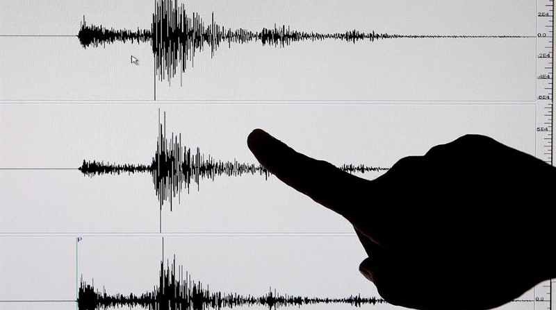 Un sismógrafo registra un terremoto. Foto de archivo. Foto: EFE
