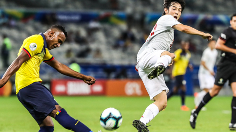 Jugadores de las selecciones de Ecuador y Japón en un partido de la Copa América Brasil 2019. Foto: Facebook Copa América