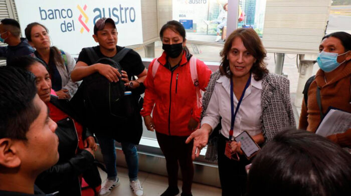 Los ecuatorianos aterrizaron el jueves 28 de septiembre y destacaron esta experiencia por el aporte que significó para sus vidas. Foto: Twitter @SEspindolaEc
