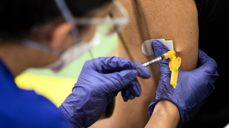 El Departamento de Salud de Washington abrió a principios de agosto de 2022 varios centros que permiten la vacunación sin cita. Foto: EFE