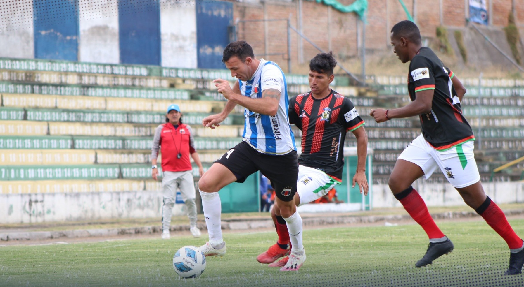 Deportivo Quito igualó como local ante Independiente San Pedro. Foto: AKD