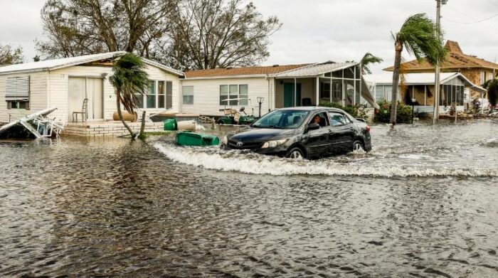 Vista de los daños causados por el huracán Ian en Fort Myers, Florida, el 29 de septiembre de 2022. Foto: EFE